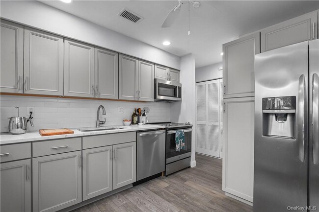 Building Photo - 208 Harris Rd