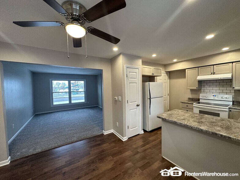 Building Photo - 4926 Madison Ave