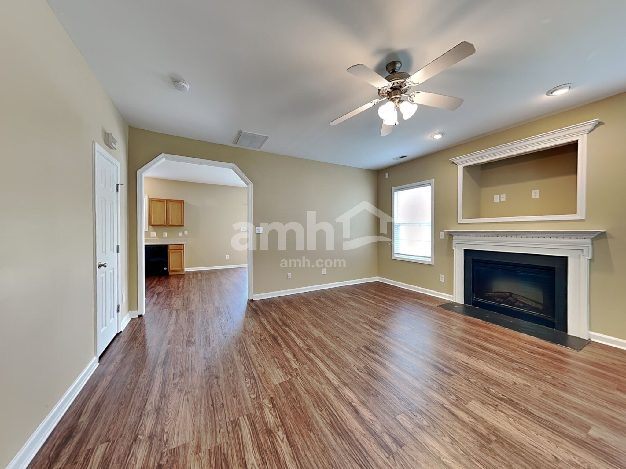 Building Photo - 1120 Rutledge Landing Dr