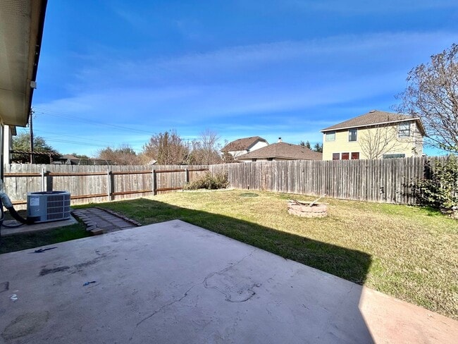 Building Photo - Charming 3-Bed Georgetown Home Near Downtown & Parks