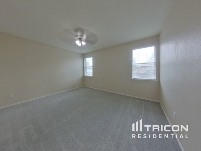Building Photo - 6300 Downeast Dr