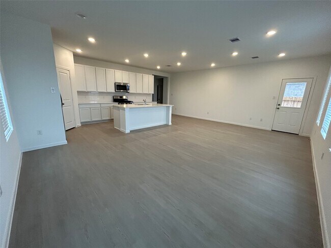 Building Photo - 6847 Harvest Wheat Ln