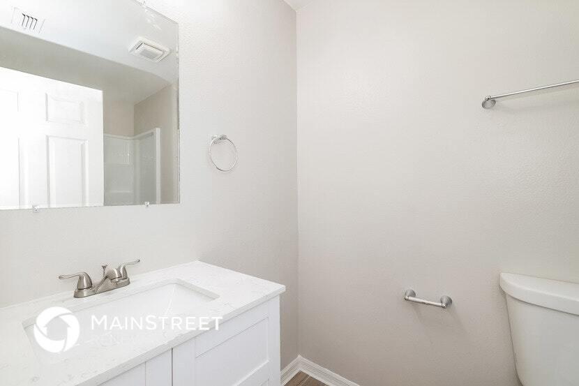 Building Photo - 721 Pelican Ct