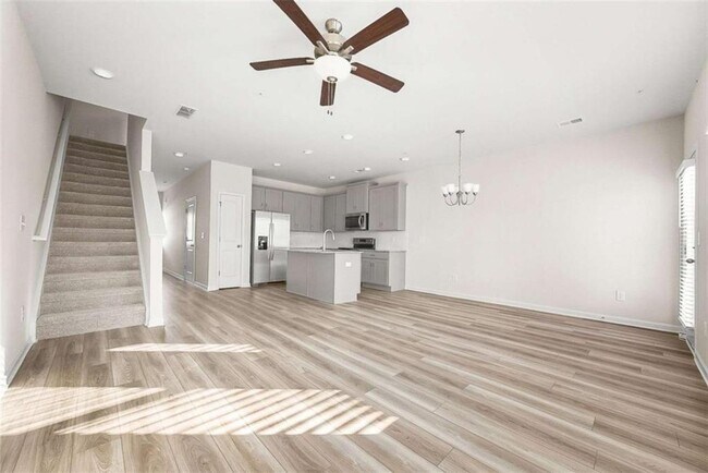 Building Photo - 1328 Riverstone Rd