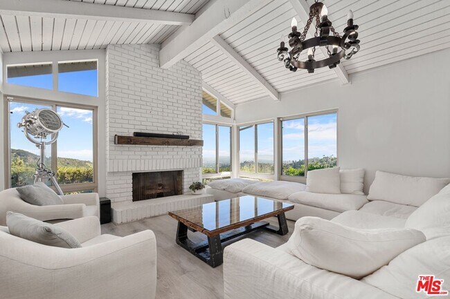 Building Photo - 2526 Cordelia Rd