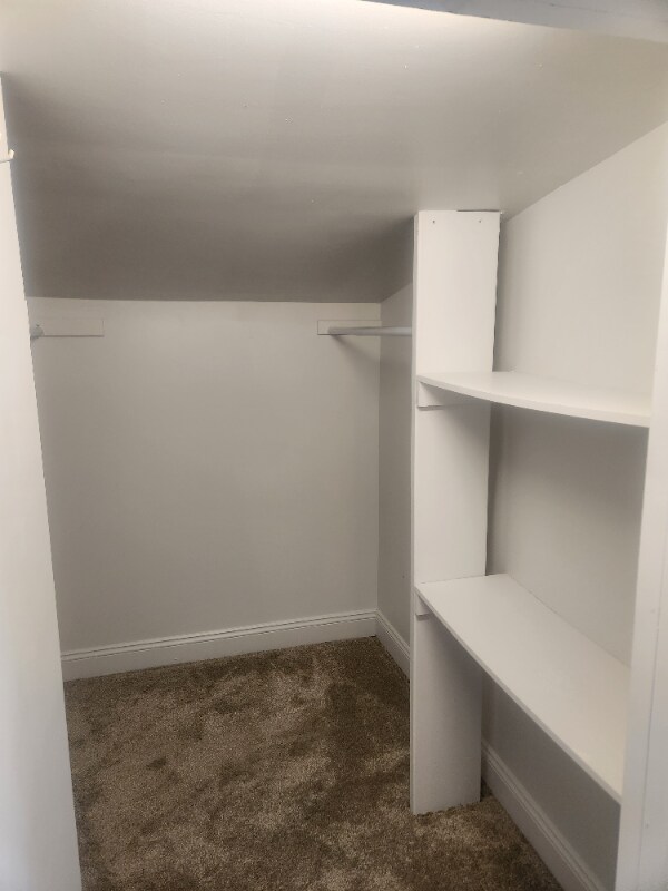 Building Photo - 948 W Main St