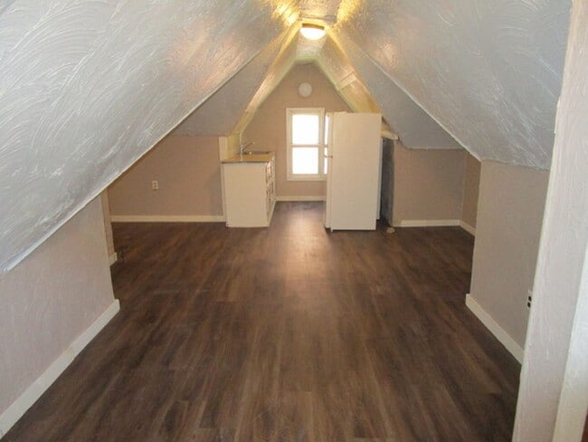 Building Photo - Vattier 1124-1126