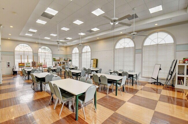 Building Photo - 7470 Chorale Rd