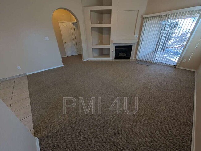 Building Photo - 9800 Kokopelli Dr NW