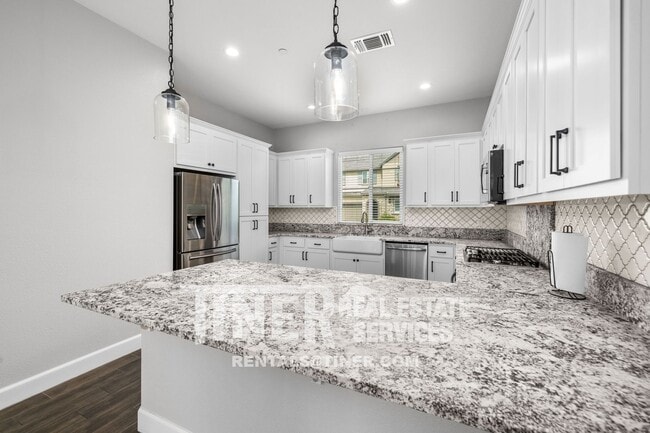 Building Photo - 4166 Hydo Lk Wy