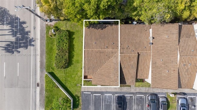 Building Photo - 3139 Coral Ridge Dr