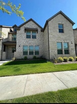 Building Photo - 6808 Henry Dr