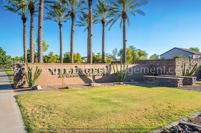 Building Photo - Beautiful split floorplan in a great neigh...