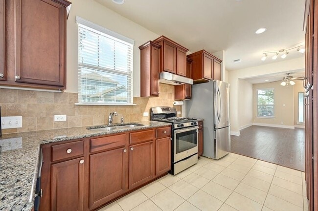 Building Photo - 7512 Easy Wind Dr