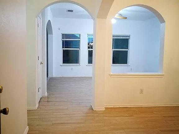 Building Photo - 713 Camino Alto Dr