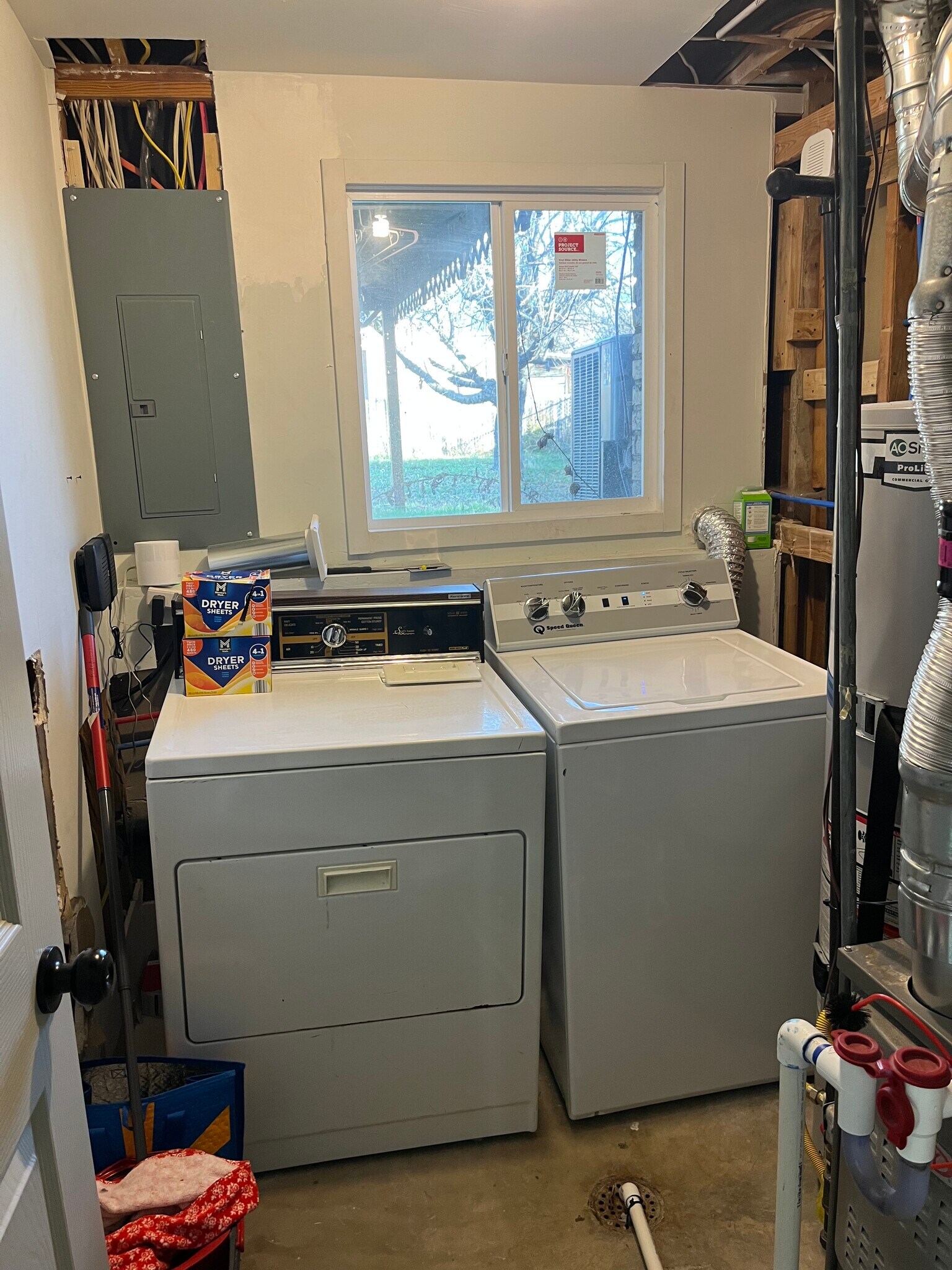 Laundry - 1202 N 250 E