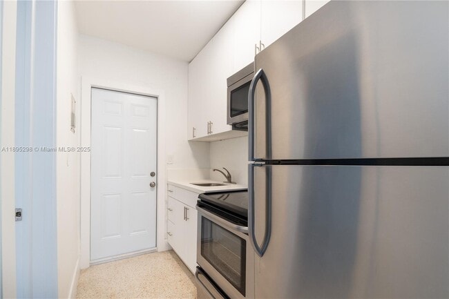 Primary Photo - 1450 SW 6th St
