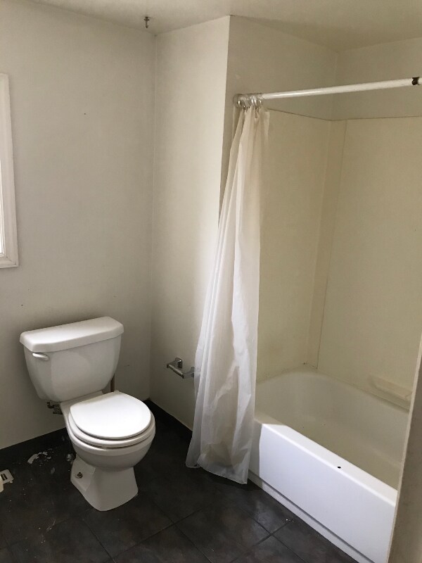 Building Photo - 2816 Edwards Wy