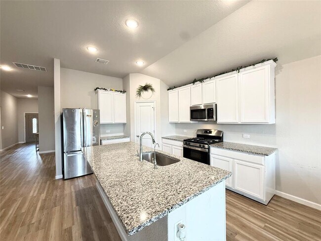 Building Photo - 142 Periwinkle Ln