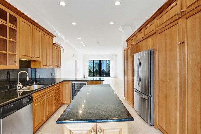Building Photo - 1658 S Ocean Ln