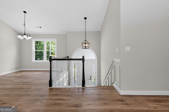 Building Photo - 164 Goodman Dr