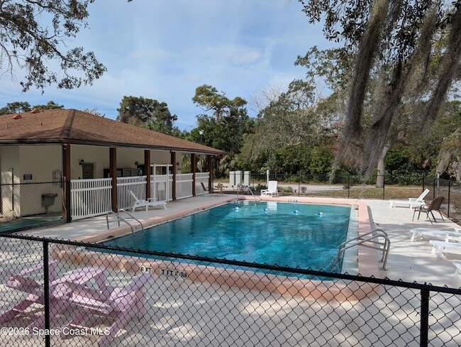 Building Photo - 3135 Shady Dell Ln