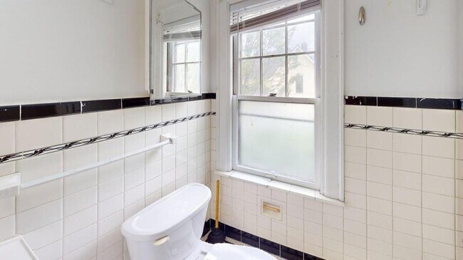 Building Photo - 801 E Ann-801ANN