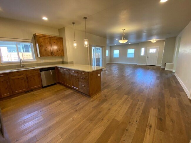 Building Photo - 20781 Kilbourne Loop