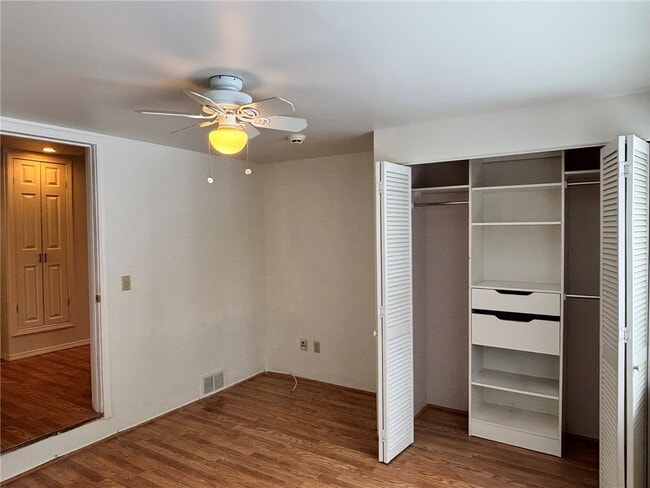 Building Photo - 2096 Norton St