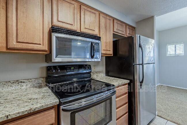 Building Photo - 3434 E Baseline Rd