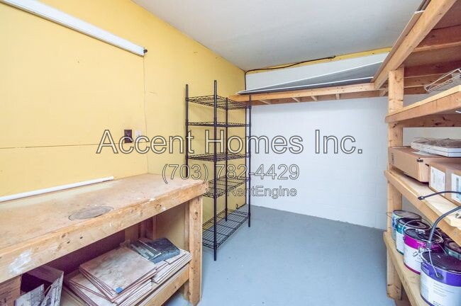 Building Photo - 6509 China Grove Ct