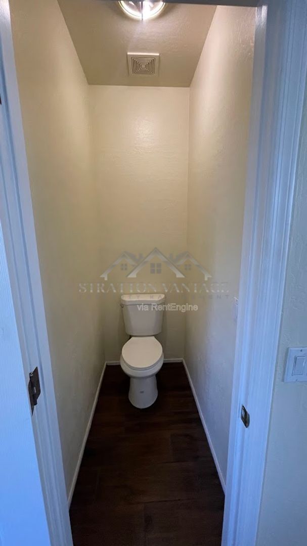 Building Photo - 6814 W Lariat Ln