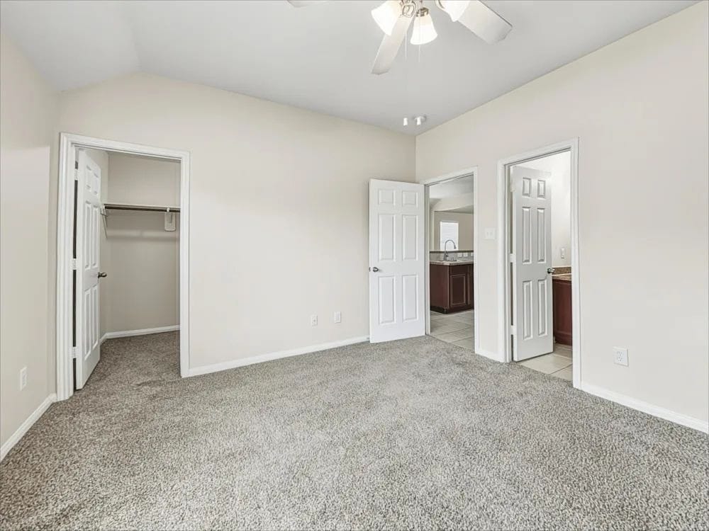 Building Photo - 5927 Deep South Dr