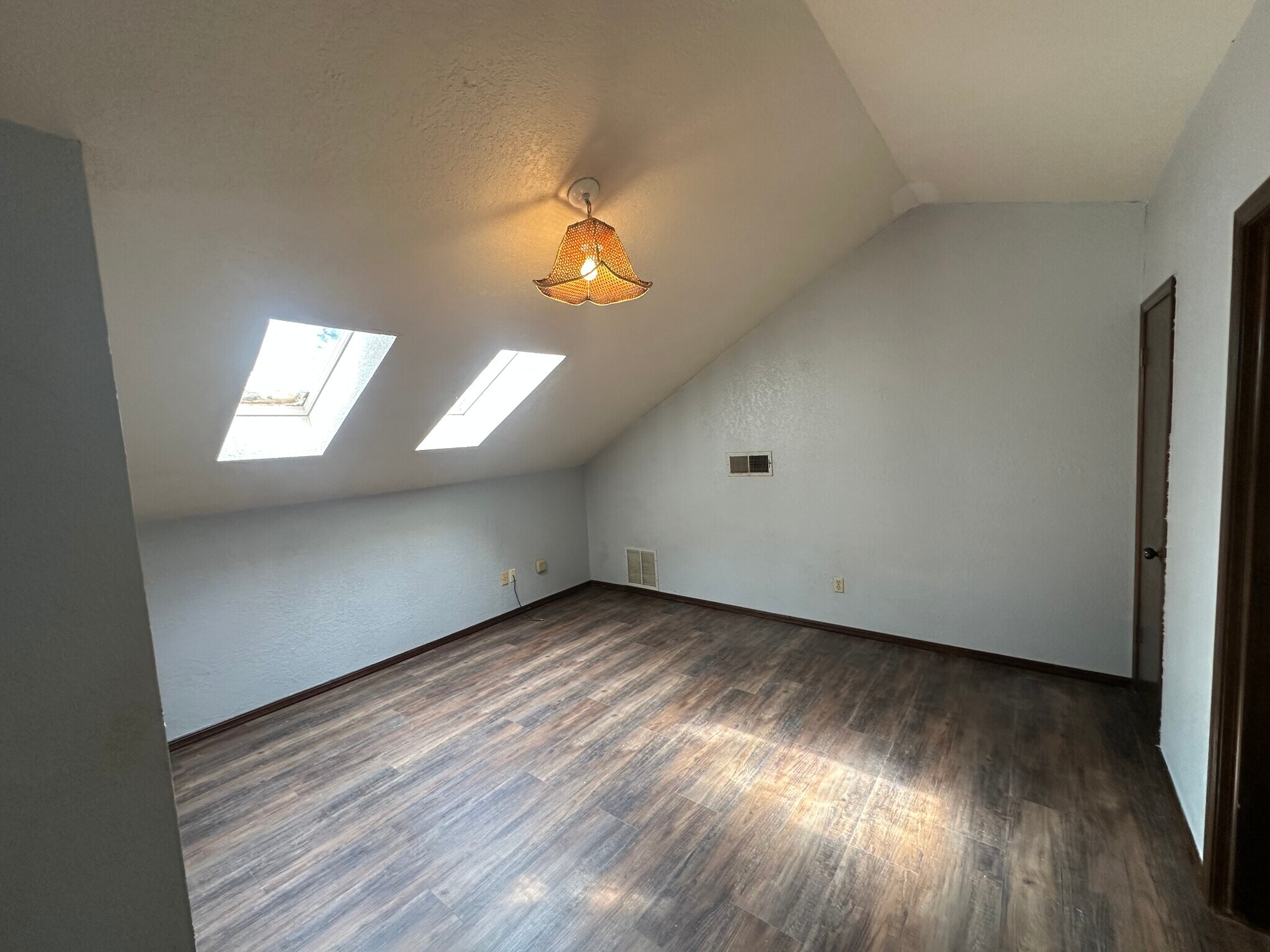 Upstairs loft with skylight - 6107 Gaelic Glen Dr