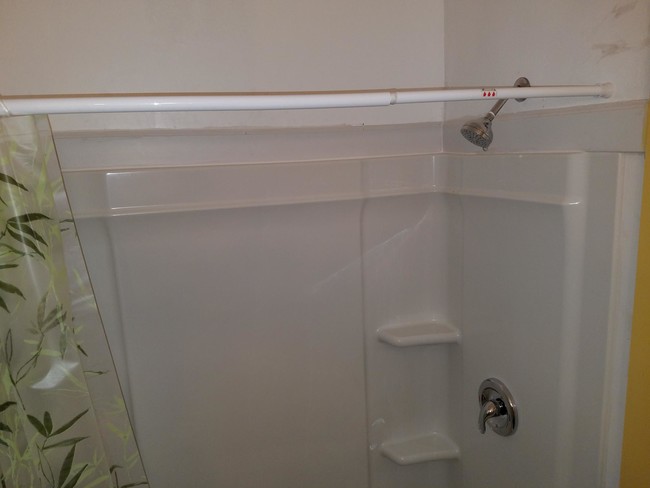 New tub/shower - 215 W 38th St