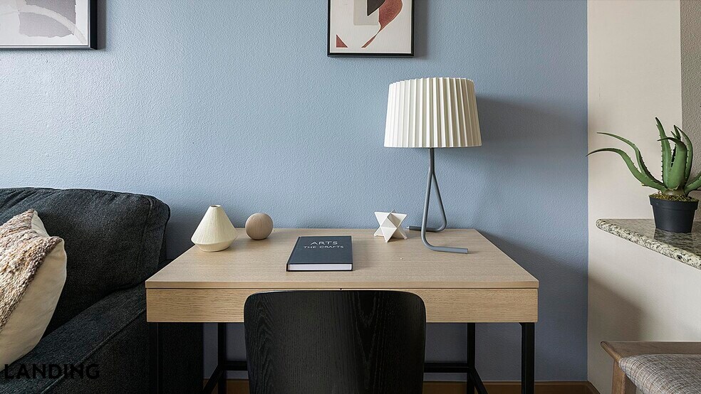 Building Photo - 13920 Mandolin Dr