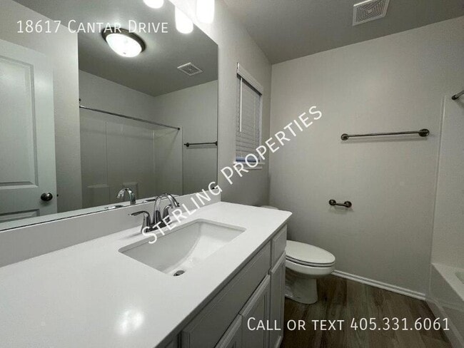 Building Photo - 18617 Cantar Dr