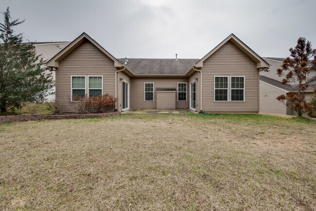 Building Photo - 2609 Jordan Ridge Dr