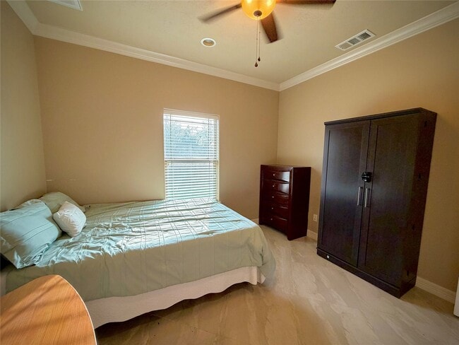 Building Photo - 3741 Debbie Ln