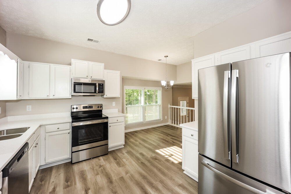 Building Photo - 821 River Mist Dr