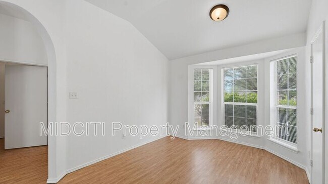 Building Photo - 137 Jerry Lees Trail