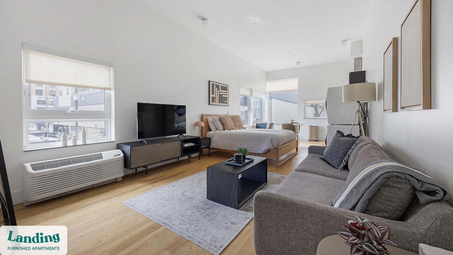 Building Photo - 135 Adams St