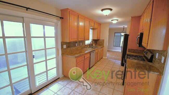 Building Photo - Spacious Chula Vista Home | Single Level | RV Parking | Large Family Room