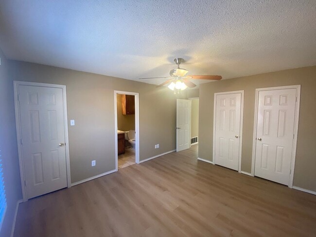 Building Photo - 2914 90th St