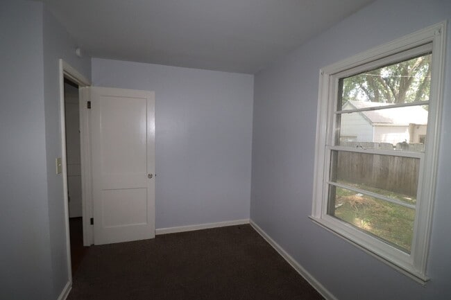 Building Photo - Updated Home for Rent