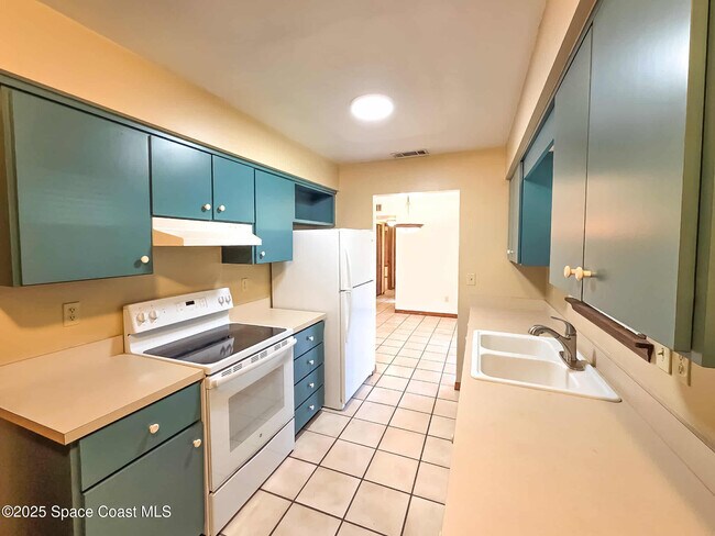 Building Photo - 410 Albenga Rd NW