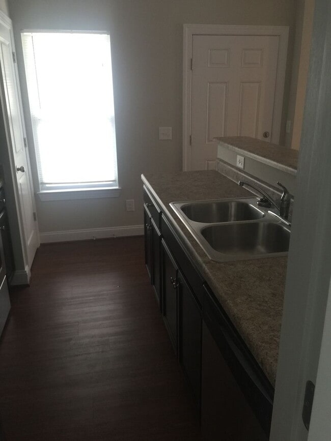 Building Photo - 5031 A Peachtree Ave