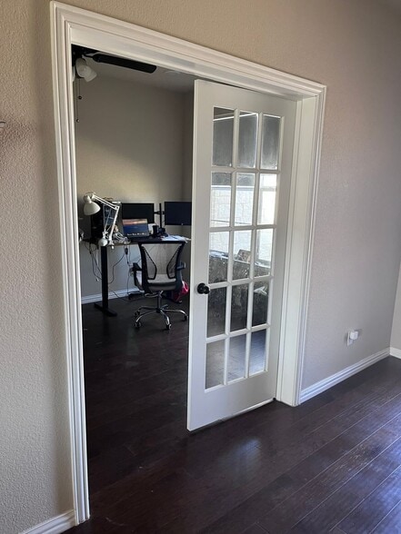 Building Photo - 170 Chester Rd