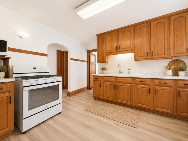 Building Photo - 1439 S 88th St