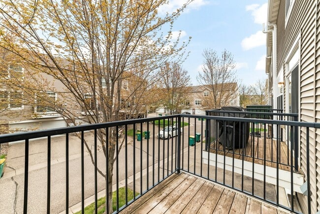 Building Photo - 15726 Frisian Ln